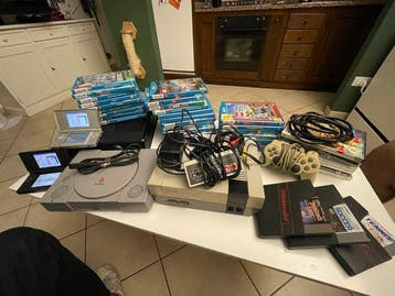 Sony, Nintendo, Microsoft - Playstation 1 (PS1) - Lotto, Consoles de jeu & Jeux vidéo