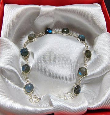 **Set in zilver 925 met labradoriet en regenboog maansteen