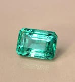 1 pcs Groen Smaragd - 4.10 ct - Gemological Institute of, Nieuw