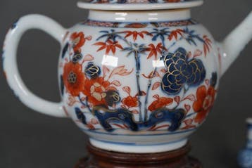 Yongzheng (1722-1735) - Theepot - Pioenen, Hibiscus en