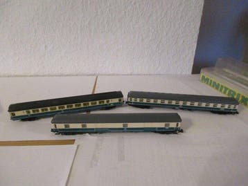 Minitrix N - 3131/3097/13345 - Wagon de passagers pour, Hobby en Vrije tijd, Nieuw