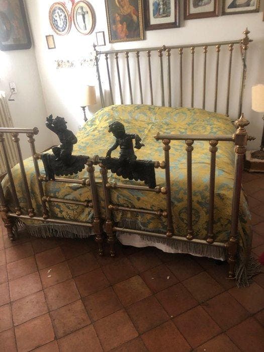 Bedsprei - 246 cm - 255 cm, Antiek en Kunst, Antiek | Tapijten, Tafelkleden en Textiel