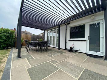 SUNS Rota terrasoverkapping 300 cm x 400 cm matt royal grey