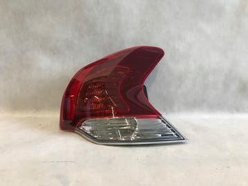 Peugeot 3008 I Lift 13-16 rechter achterlicht, Verzenden
