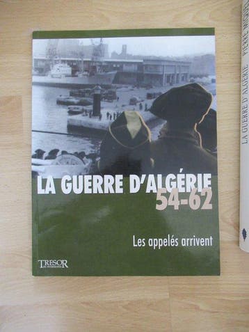 burry - Miquel - collectif - 6 volumes sur la guerre, Antiquités & Art