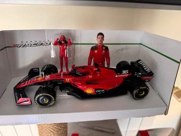 Bburago 1:24 - Modelauto (2) - Ferrari SF-23 #16 (2023)