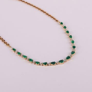 Halsketting - 18 karaat Geel goud - 7.14ct. tw. Smaragd -, Nieuw