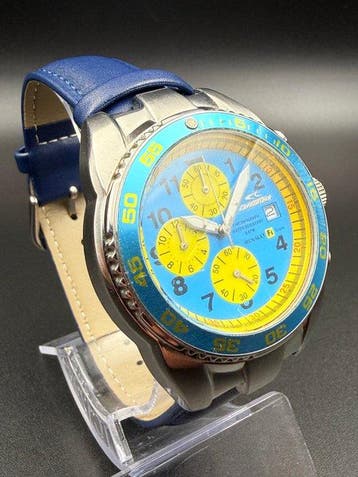 Watch - Renault - RENAULT F1 Team chronograph watch, Nieuw