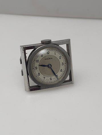 Vulcain - Art Deco Miniature Travel / Desk Clock – Circa