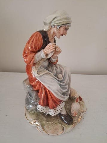 G. Tripi - Figure - Porcelaine