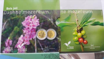 Luxemburg. 2,5 Euro / 5 Euro 2022/2024 Daphne Mezereum +