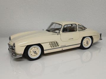 Schuco 1:12 - Modelauto - Mercedes Benz 300 SL Gullwing -