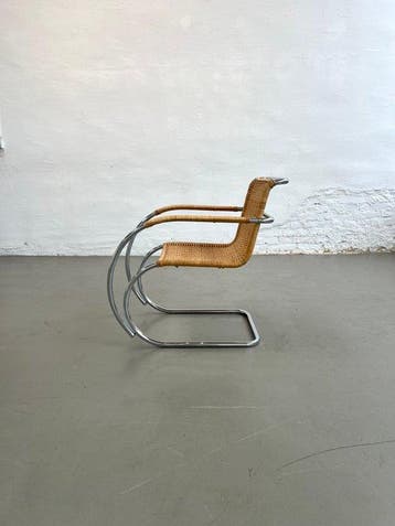 Thonet - Ludwig Mies van der Rohe - Stoel - Meneer 20 -