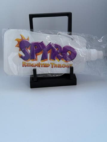 Spyro reignited trilogy drink fles, Games en Spelcomputers, Verzenden, Gebruikt