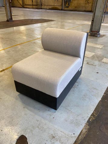 101 Copenhagen Tribu Lounge Chair - Taupe - Fauteuil -, Huis en Inrichting, Overige materialen, Verzenden, Minder dan 75 cm, Scandinavisch