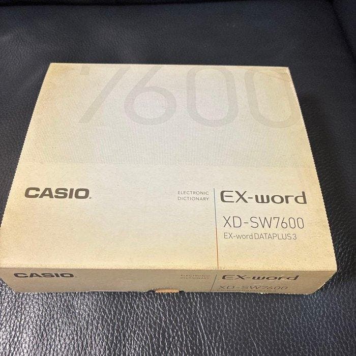 Casio Electronic Dictionary “EX-word” XD-SW7600 — CASIO, Games en Spelcomputers, Spelcomputers | Overige Accessoires