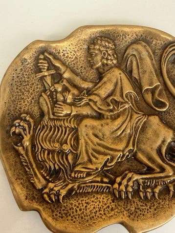 M. Leverrier - sculptuur, Vide-poche - Homme sur un lion -