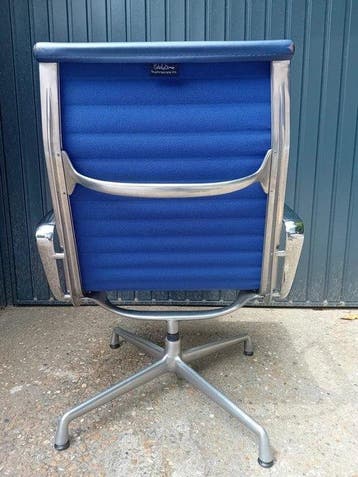 Vitra - Charles & Ray Eames - Chaise - EA116 - Cuir -