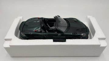 Norev 1:18 - Voiture miniature - Porsche 718 Spyder RS 2023