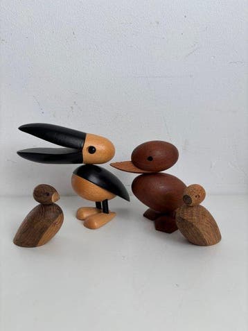 Collectie merkartikelen - Houten decoratieve figuurtjes -