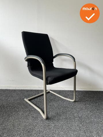 Ahrend 230 vergaderstoel - champagne frame - Nieuwe stofferi, Ophalen of Verzenden, Stoel