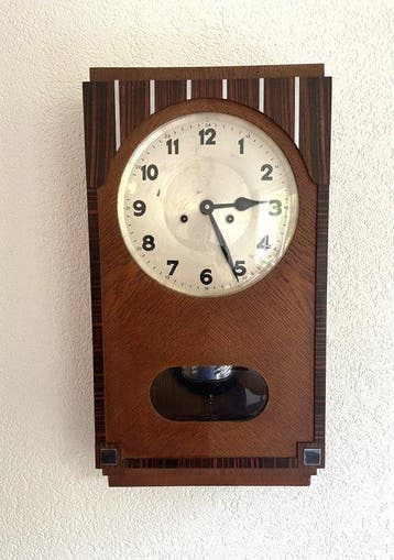 Horloge de l’école d’Amsterdam - Art déco Bois et métal -, Antiquités & Art