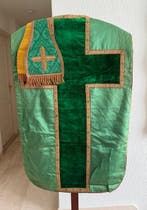 Objets religieux et spirituels (2) - Soie, velours, ruban,