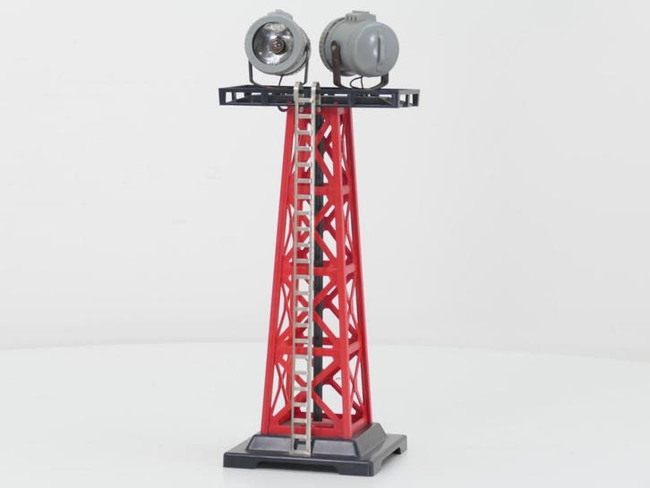 Schaal 0 K-Line K133 searchlight tower #8384 (K Line), Hobby en Vrije tijd, Modeltreinen | Overige schalen, Wisselstroom, Brug, Tunnel of Gebouw