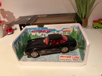 Bburago 1:18 - Modelauto - Mercedes Benz 300 SL
