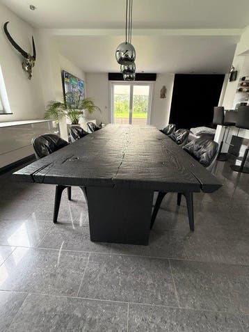 Janua - stefan knopp - Eettafel - SK04 - Eik, ruwstaal