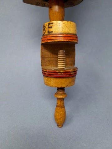 Millinery Hat Block - Wig Stand - Outil de travail Vintage -