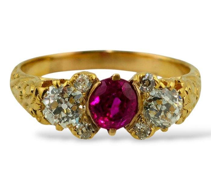 Ring - 18 karaat Geel goud, 18K goud 0,75 ct Burma robijn &, Handtassen en Accessoires, Ringen