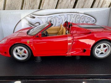 Hot Wheels 1:18 - Modelauto - Ferrari 360 Spider, Hobby en Vrije tijd, Nieuw