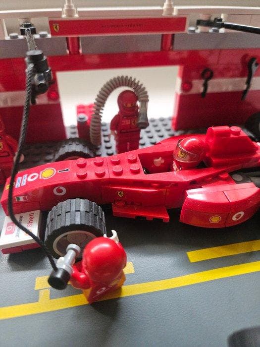 Lego Set - 8375 - World Racers - Ferrari F1 Pit Set, Kinderen en Baby's, Speelgoed | Duplo en Lego