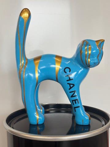 Rob VanMore - sculptuur, The Puss in LV - 43 cm - polyresin