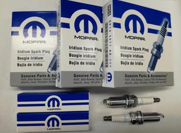Spark plug 5.7 Hemi Iridium Long Life 13+, Ophalen of Verzenden
