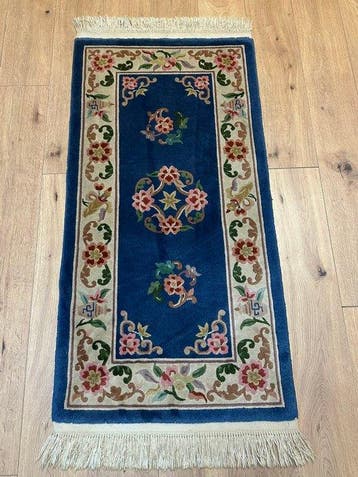 Magnifique tapis chinois de Pékin avec des médaillons