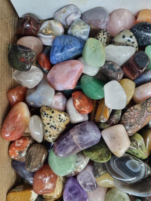 Big Lot HQ tumbled crystals - different minerals 22 - 42 mm, Verzamelen, Mineralen en Fossielen