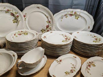 Eschenbach - Bavaria - Service de table pour 12 (43) -