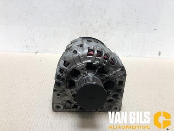 Dynamo Renault Trafic O240382, Nieuw