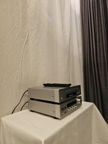 Onkyo - C-1045 + R-1045 Hifi-set, Nieuw