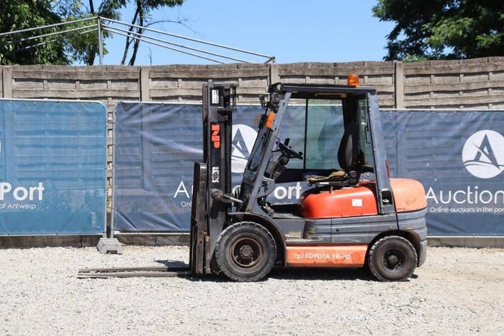Veiling: Heftruck Toyota 62-6FDF25 Diesel 2500kg 3.3m 1997, Zakelijke goederen, Machines en Bouw | Heftrucks en Intern transport