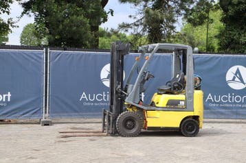 Veiling: Heftruck Nissan PDO1A15PO LPG 1500kg 3.3m 2001, Articles professionnels, Machines & Construction | Chariots élévateurs & Transport interne