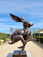 Figurine - rennende haas - Bronze