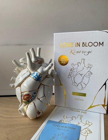 Vase - Titre : Vase Seletti “Love in Bloom Kintsugi” -