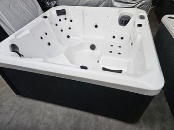 Jacuzzi 2.00x2.00 beursmodel