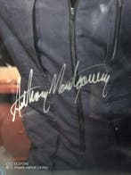 Star Trek Enterprise - Signed by Anthony Montgomery ( Ensign, Nieuw