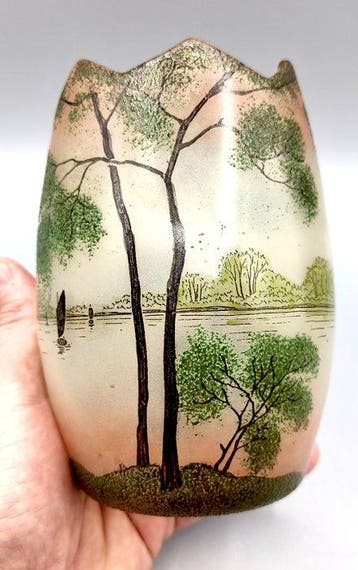 LEGRAS (1839-1916) - Vase - Rare Vase « Poussin »  émaillé à