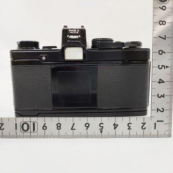 Olympus OM-2 + F.Zuiko 1,8/50mm | Appareil photo argentique