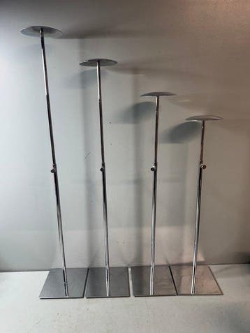 Hoedenstandaard (4) - Set van 4 metalen hoedenstandaards /